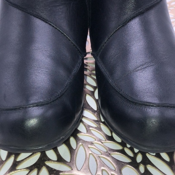 Aetrex Comfort Insole Leather Upper Black Side Zip Booties Size 6W - Picture 3 of 9